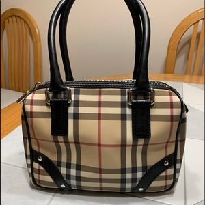 Burberry small purse